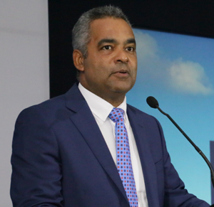Ministro de la Presidencia se reúne con parceleros de Hato Mayor  