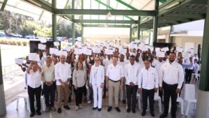 MICM y Sur Futuro entregaron 107 certificados a emprendedores de Región Sur que realizaron 12 talleres 