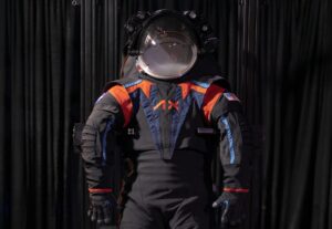 NASA muestra un prototipo de traje espacial de la Artemis III