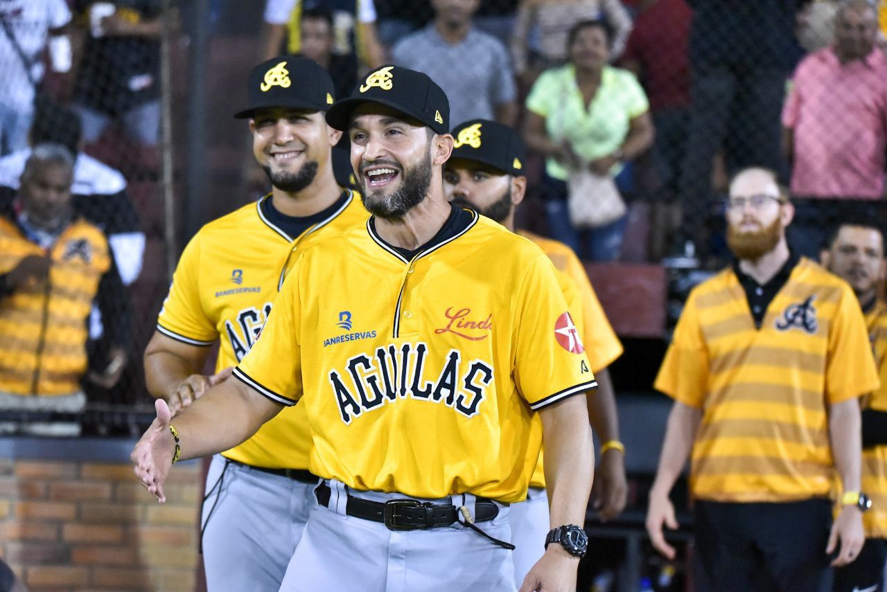 Águilas anuncian el regreso de José Leger como dirigente