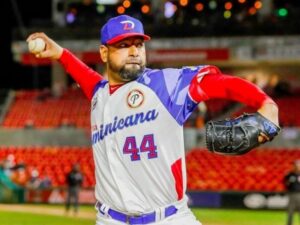 César Valdez se une al equipo dominicano del Clásico