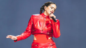El falso concierto viral de Rosalía en Perú: un 'youtuber' recrea el Motomami Tour