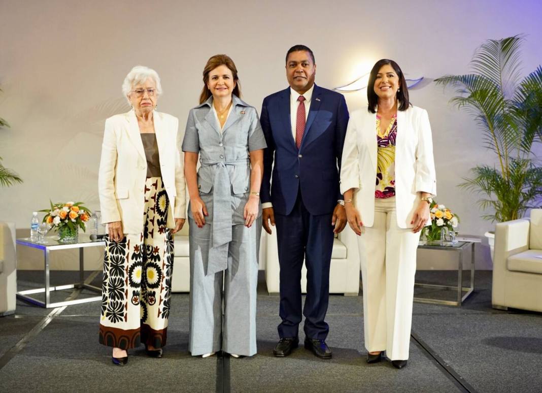 Lanzan programa municipal de formación “Mujer y Liderazgo”