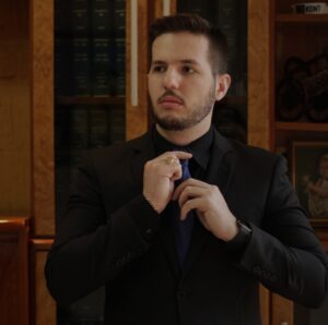 André Carpinski, abogado que incursiona en redes sociales