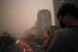 Las peores tormentas de arena del año golpean varias áreas del norte de China