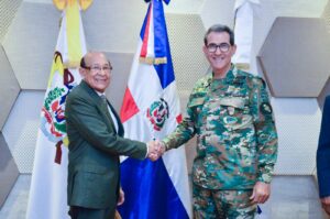 Ministerio de Defensa e IDOPPRIL firman convenio de protección contra accidentes a miembros FF.AA.

