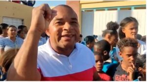 Piden terminar construcción de escuela que lleva 9 años paralizada en Duvergé