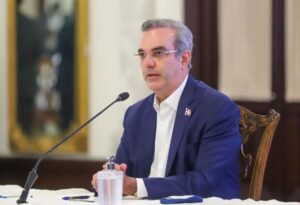 Abinader dispone el traslado de los restos de Abigail Mejía al panteón de la patria