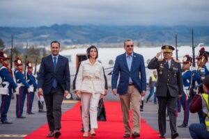 Presidente Abinader llega a Ecuador para la VI Reunión de la Alianza para el Desarrollo en Democracia 