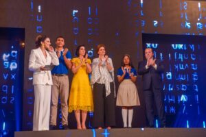 Ministro Paliza presenta primer Tour Virtual 360° del Palacio Nacional