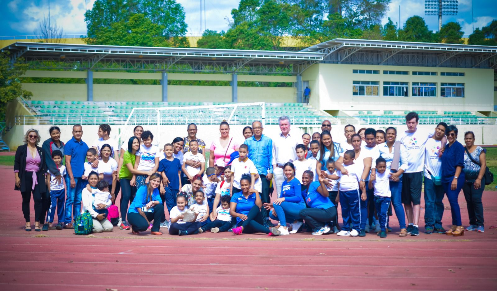 Inician inclusión social para niños y jóvenes con autismo a través del deporte