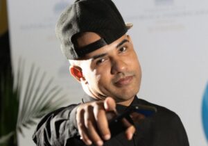 Cantante Jhon Wayne RD realizará 