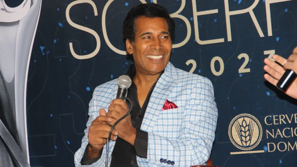 Julio Sabala responde críticas y habla de los "errores" de los Premios Soberano