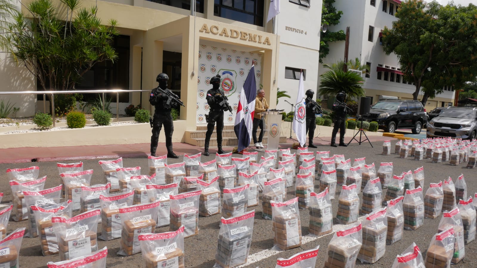 DNCD incauta uno de los cargamentos más grandes en historia República Dominicana  
