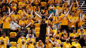 La temporada regular de la NBA termina con el récord de asistencia de la liga