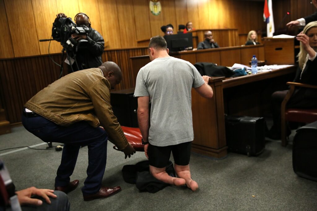 Niegan libertad condicional al atleta sudafricano Oscar Pistorius