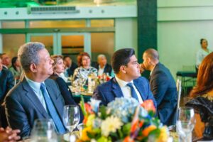 Haysel González presenta Plan de Desarrollo para Santo Domingo Este