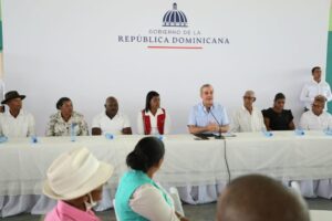Presidente Abinader inaugura centro educativo y estancia infantil en Hondo Valle