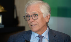 Andrés Gluski destaca el “impresionante progreso” de RD en los últimos 30 años