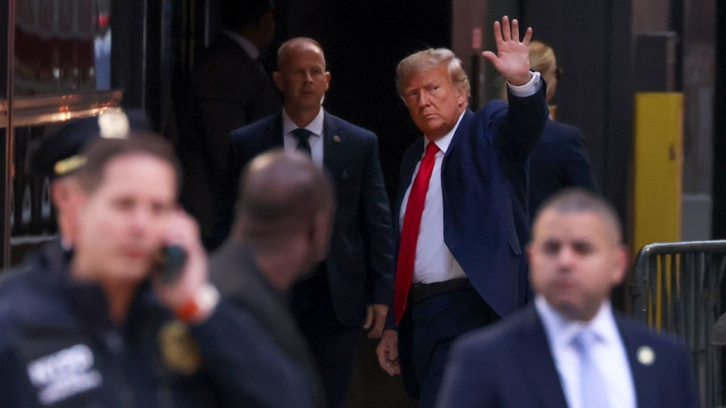Tribunal Penal de Manhattan espera la llegada de Trump
