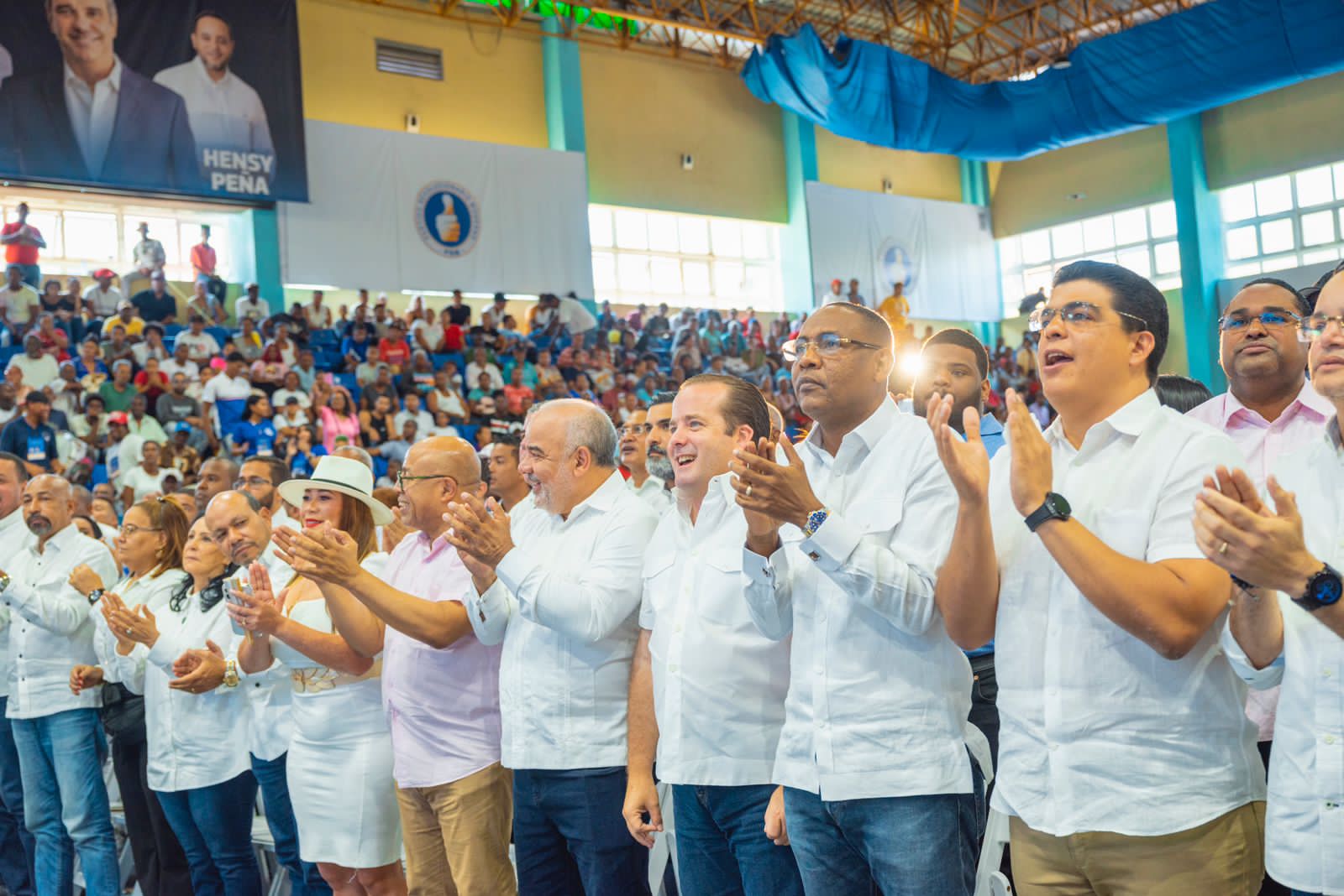 Diputado, regidor y 22 presidentes de comités intermedios se juramentan en el PRM