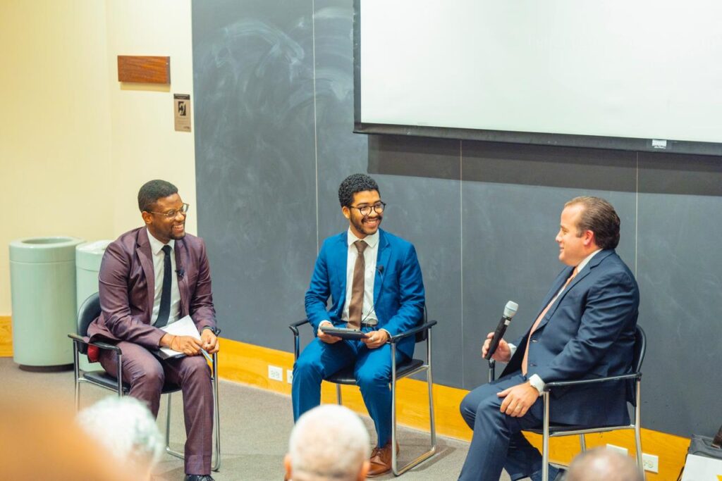 Paliza dice en Harvard que poder servir a la RD desde muy joven ha sido un privilegio