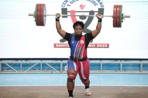 Crismery Santana se impone en clasificatorio de pesas 2023