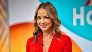 Revelan sueldo de la conductora Adamari López en Telemundo