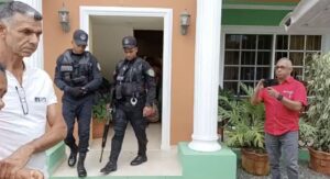Callado, trabajador y jugador de gallo, así es el causante de la matanza de Bonao