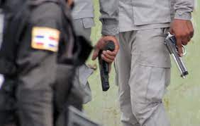 En una persecución para apresar un delincuente, policía hiere menor de edad 