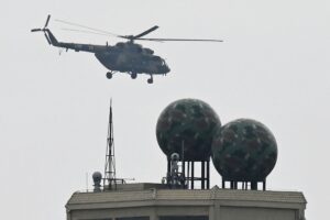 Finaliza China tres días de maniobras militares en torno a Taiwán 