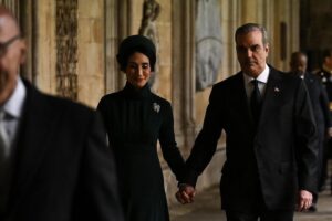 Presidente Abinader, único en asistir a una ceremonia de coronación de un Monarca
