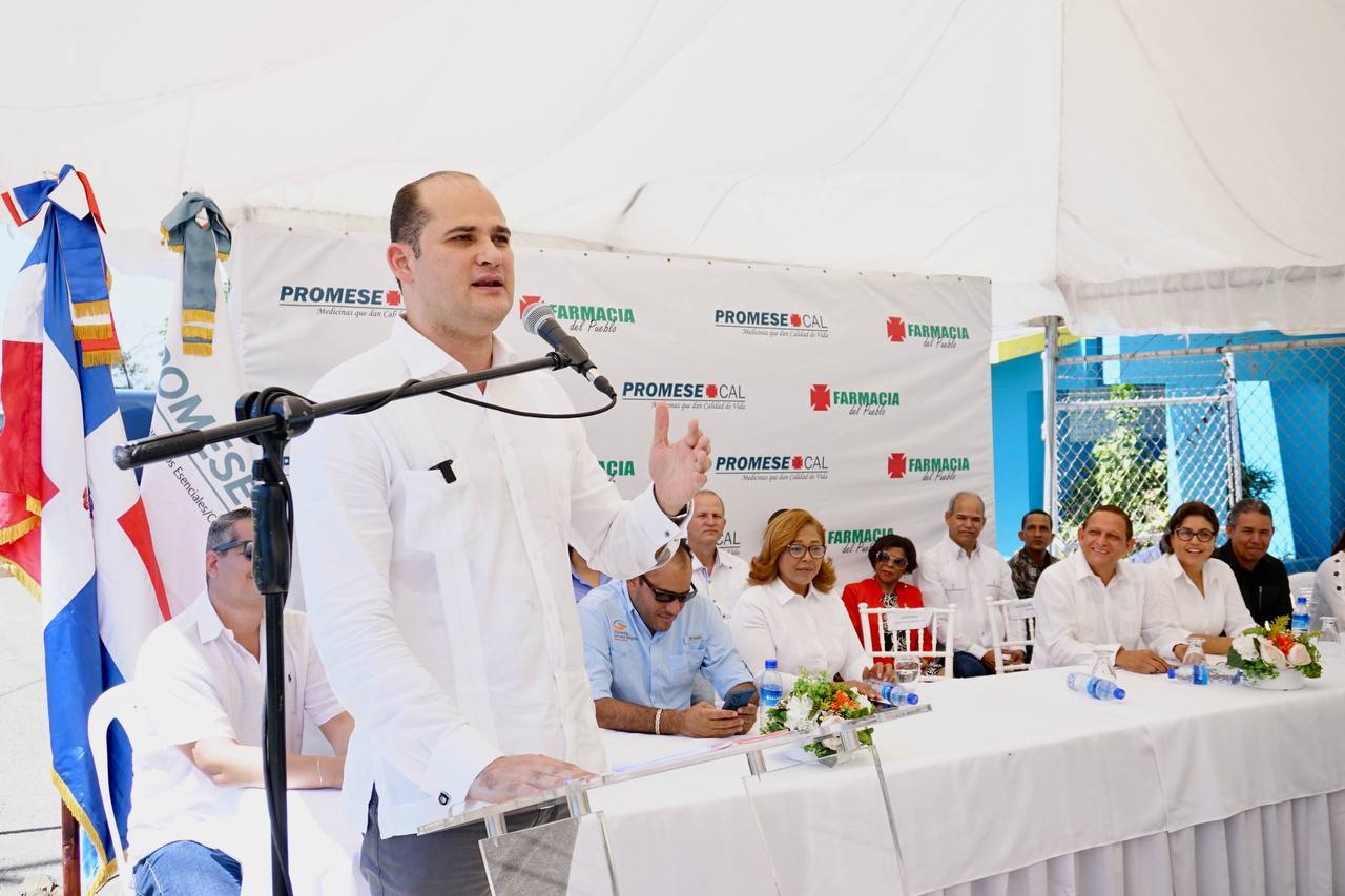 PROMESECAL inaugura 3 nuevas farmacias del pueblo