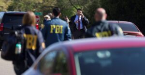 Arrestan en EE.UU. al principal sospechoso del tiroteo en Texas
