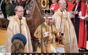 La reyna consorte Camila también fue coronada