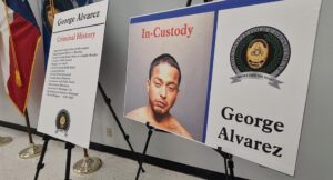 Policía identifica como George Álvarez al conductor que atropelló venezolanos en Texas 