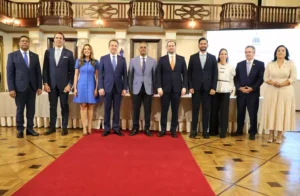 Gobierno entrega RD$ 25 millones en apoyo a la industria emprendedora 