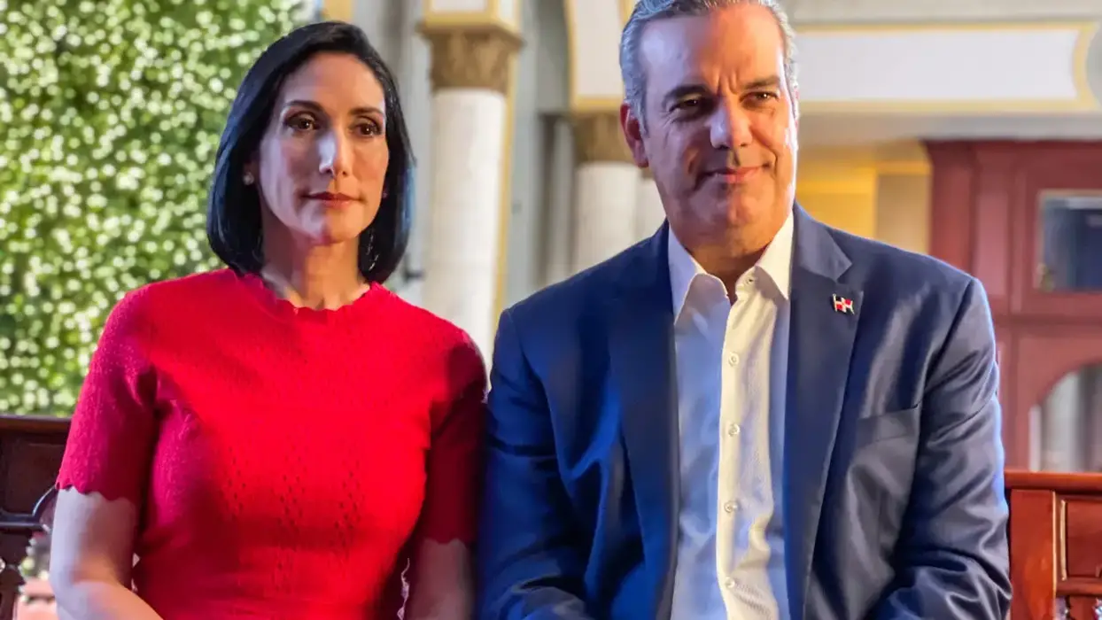 Abinader y la primera dama asistirán a coronación de rey Carlos III