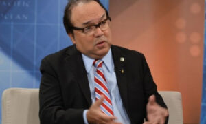 Vinicio Castillo pide al Gobierno suprimir el visado, cerrar la frontera y arreciar repatriaciones
