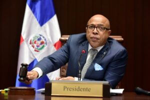Pacheco acusa a la oposición de politizar el tema del dengue