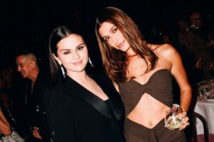 Hailey Bieber agradece a Selena Gómez por su apoyo, en medio de controversia 
