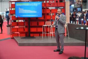 Aduanas presenta en Europa ventajas para invertir en sector logístico de RD