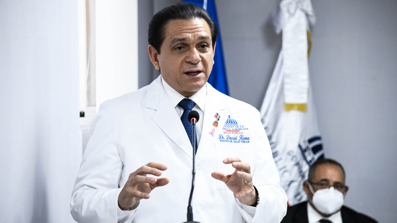 Ministro Salud niega rebrote de covid y trabaja en prevención de leptospirosis
