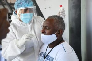 Especialistas llaman a prestar atención ante aumento de virus respiratorios