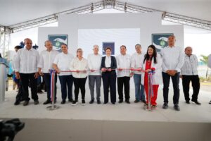 Gobierno entrega remozamiento hospital municipal en Navarrete