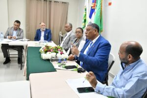 Cooperativas se comprometen a apoyar programa “De Vuelta al Barrio”