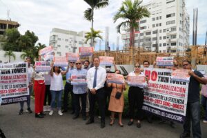 Pese a sentencia que ordena suspensión, continúa construcción de torre en los Cacicazgos