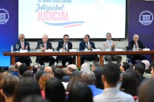 TC realiza tercera versión Cátedra Dr. Manuel Bergés Chupani
