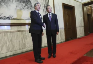 EE.UU. y China se comprometen a estabilizar sus lazos