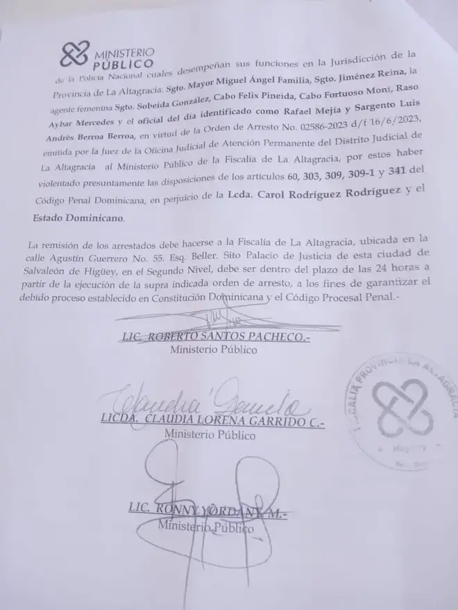 Los policías que actuaron contra la fiscal Carol Daritsel Morla